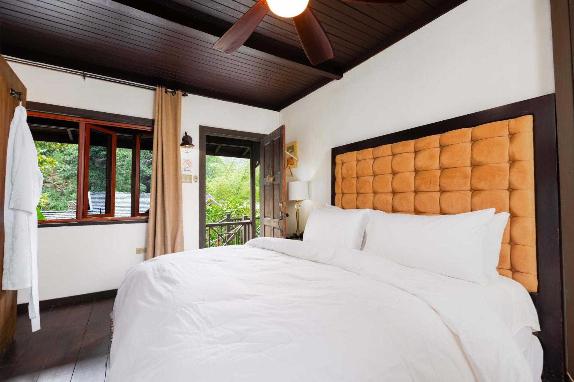 Serendipity Holistic Resort Spa 킹스톤 외부 사진